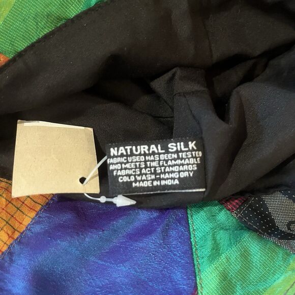 Fleurs London Silk Patchwork Quilted Type Bucket Hat NEW size Small - Picture 6 of 7